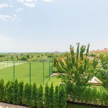 Villa Victoria Residences