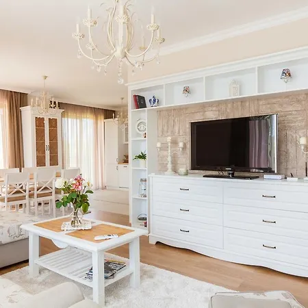 Villa Victoria Residences *