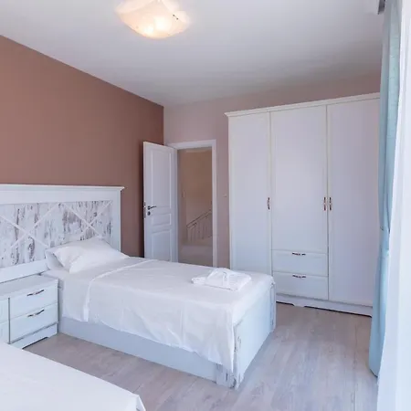 Victoria Residences Villa Pomorie